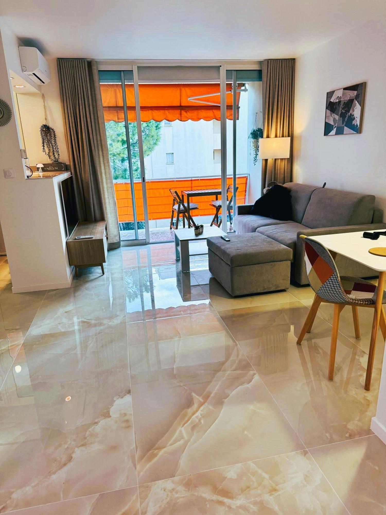 Studio Climatise 600M De La Plage Cagnes-sur-Mer Luaran gambar
